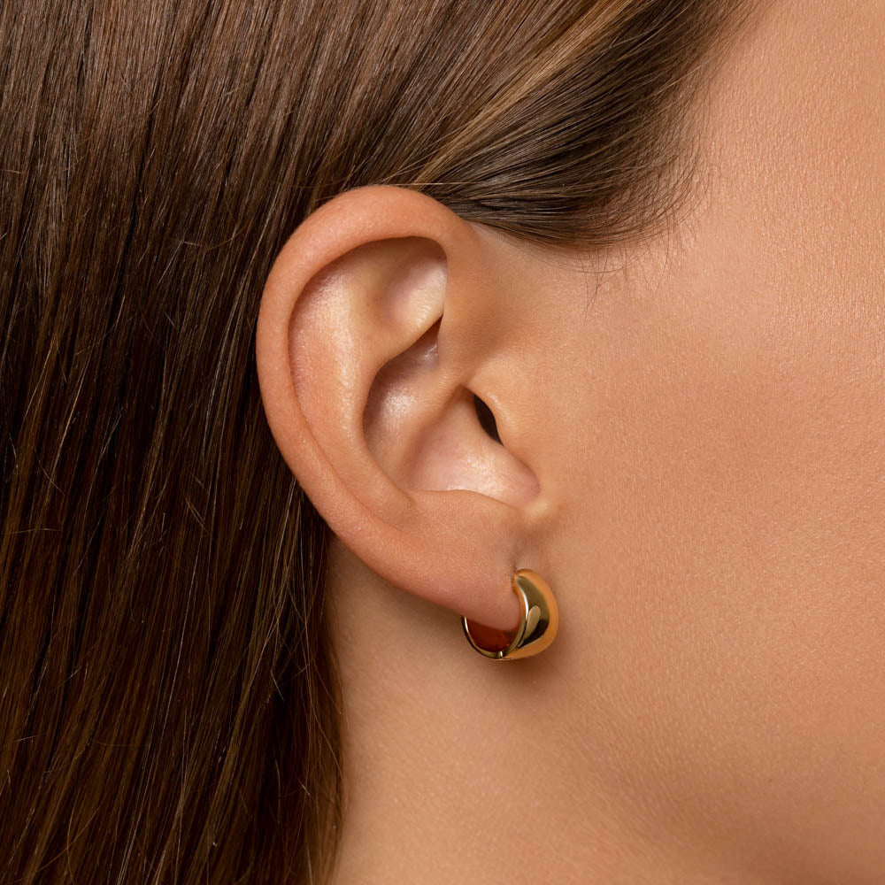 Women Minimalist 18K Gold Plated Sterling Silver Chunky Dome Huggie Earrings